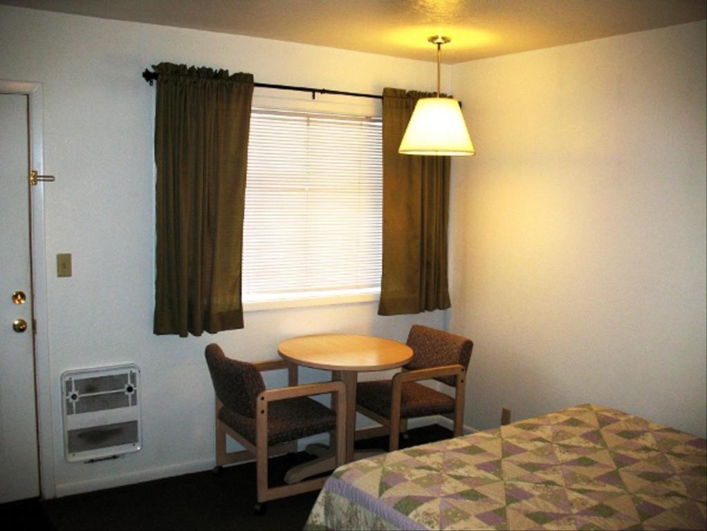 Golden West Motel Klamath Falls Eksteriør bilde