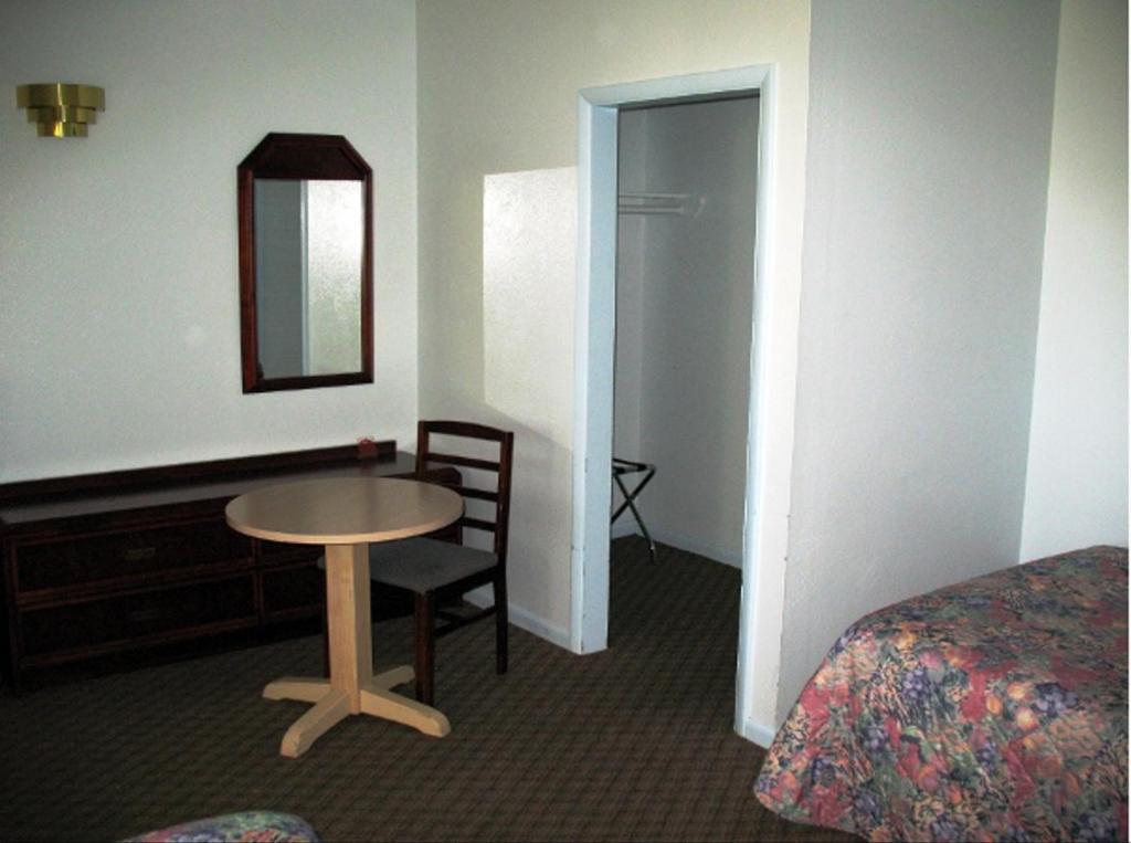 Golden West Motel Klamath Falls Eksteriør bilde